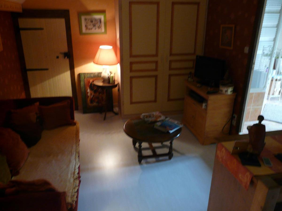 Bed and Breakfast Les Hirondelles Онзен Экстерьер фото